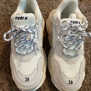 “Balenciaga” Triple S white shoes